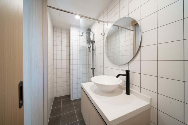 WhatsApp Image 2025-09-27 at 14.37.44_286eef2f_0~1.jpg